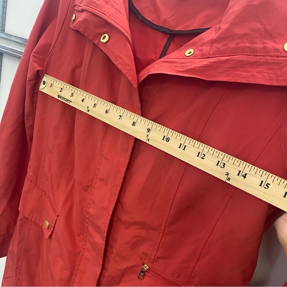 Cole Haan Raincoat  jacket Size m color coral - Picture 11 of 11